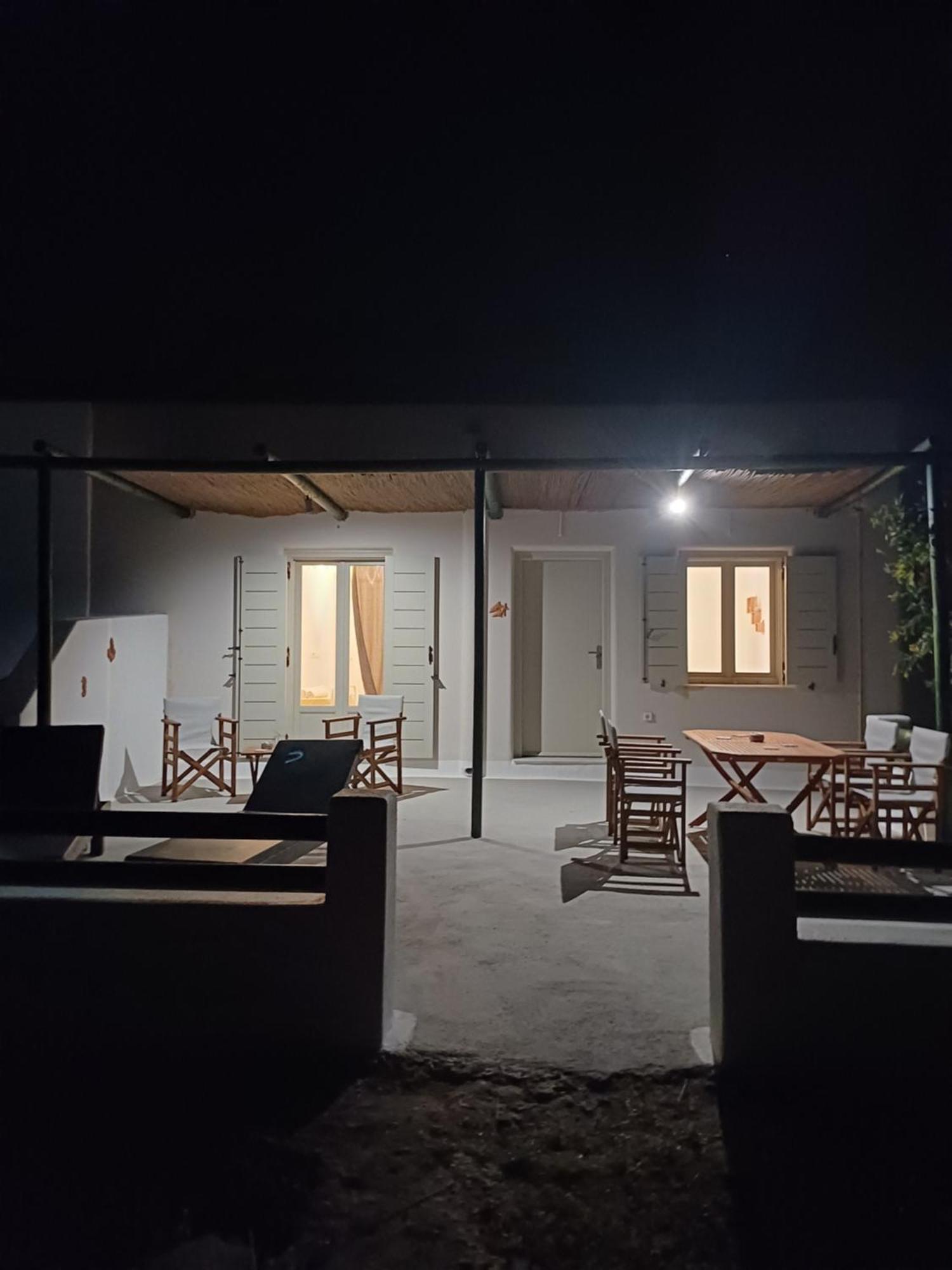'Irene' Cycladic House With Sunrise And Sea View! Villa Foinikiá Buitenkant foto